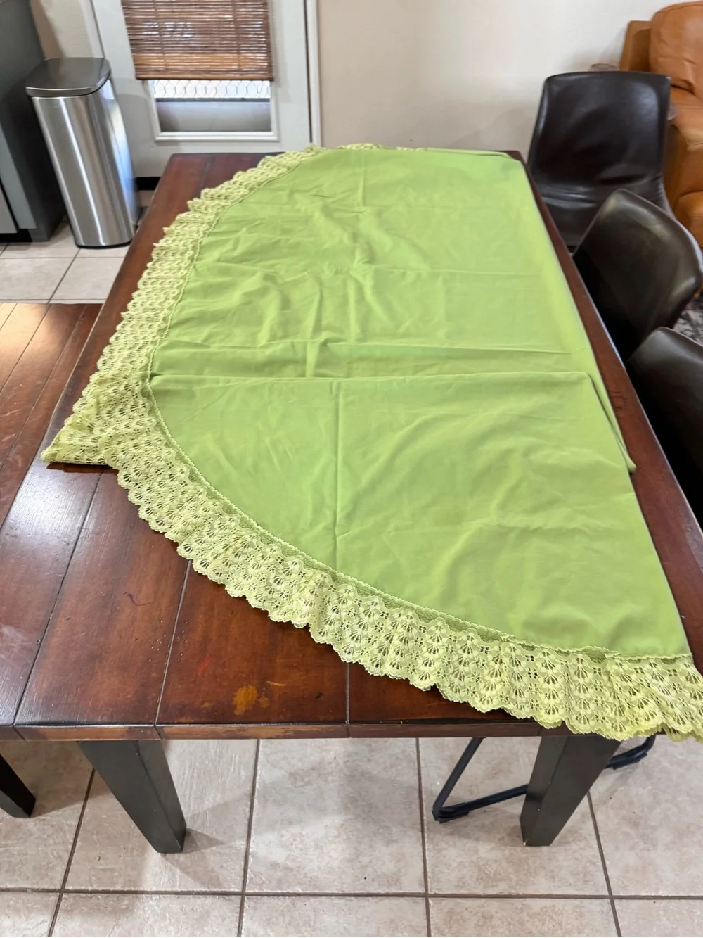 Vintage Handmade Lime Green Oval Tablecloth 86x66 Lace Trim Cottagecore
